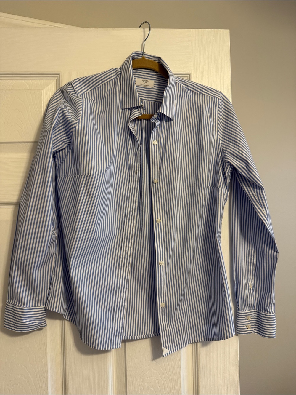 UNTUCKit Blue and White Vertical Stripe Wrinkle- Free Dress Shirt